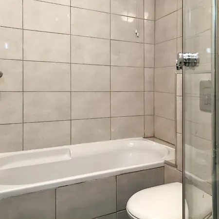 De 2 A Paris A 100 M De La Avec Vue Sur La Terrasse Amenagee Et Wifi * Le Touquet